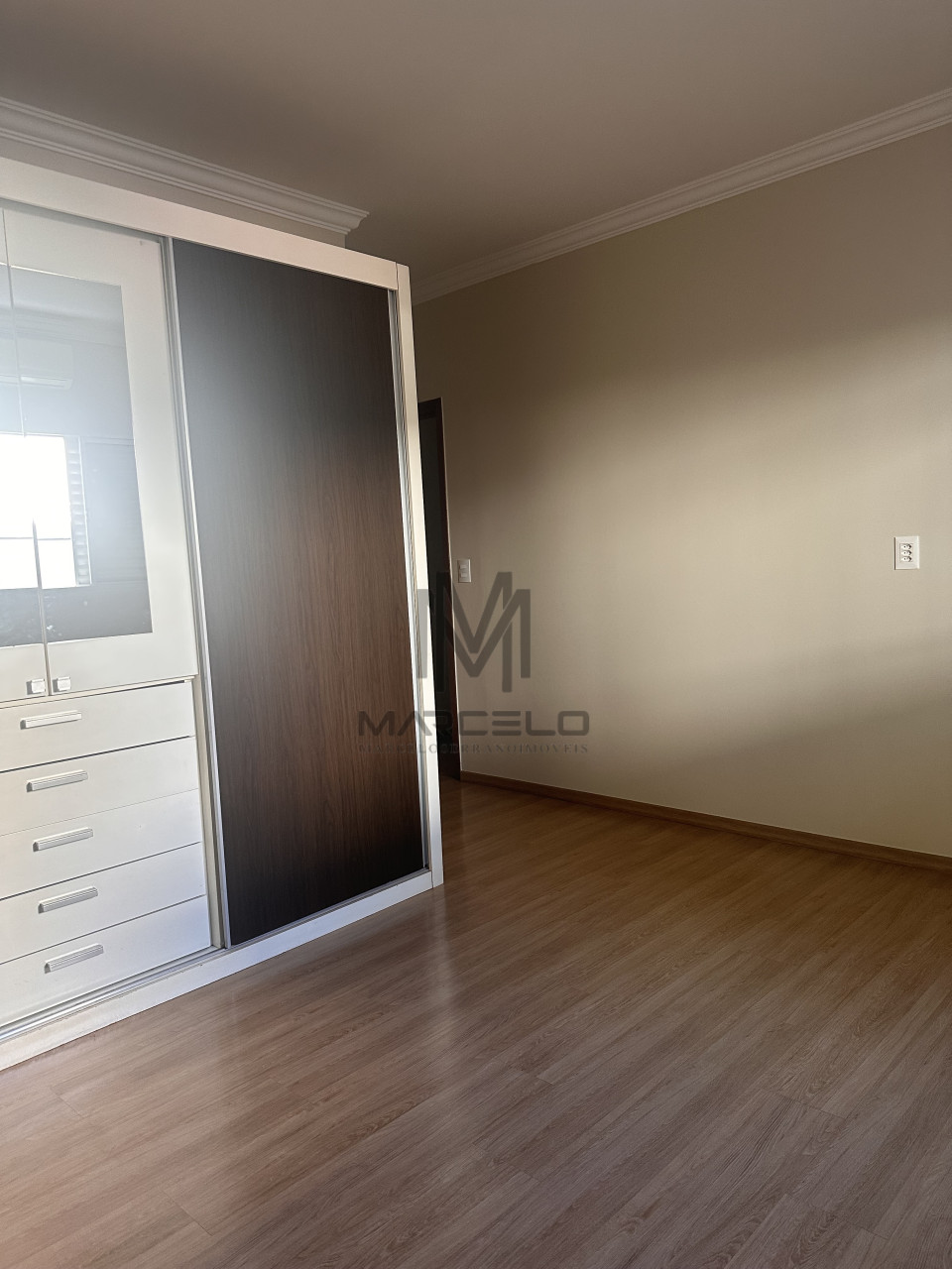 Imagens do imóveis Casa Em Condomínio Para Alugar Condomínio Royal Forest Londrina