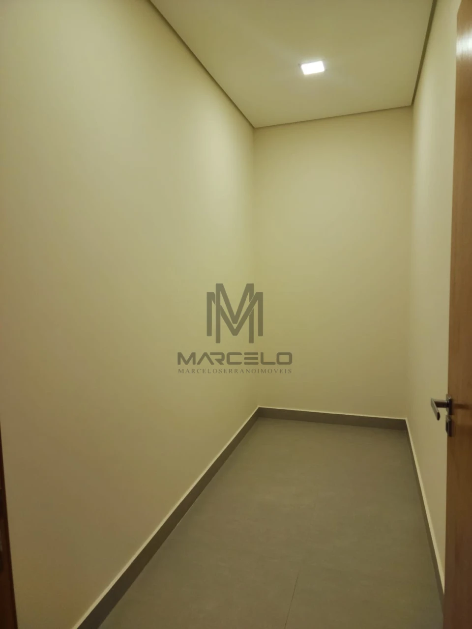 Imagens do imóveis Casa Em Condomínio À Venda Condomínio Parque Tauá Araçari Londrina