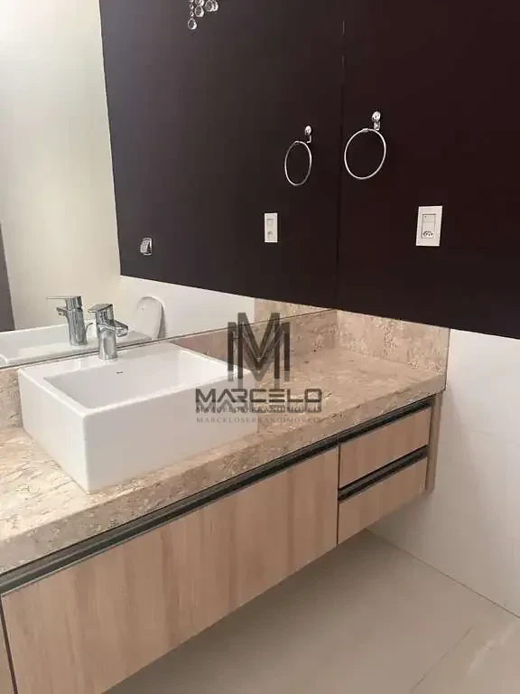 Imagens do imóveis Casa Em Condomínio Á Venda Condomínio Royal Forest Londrina