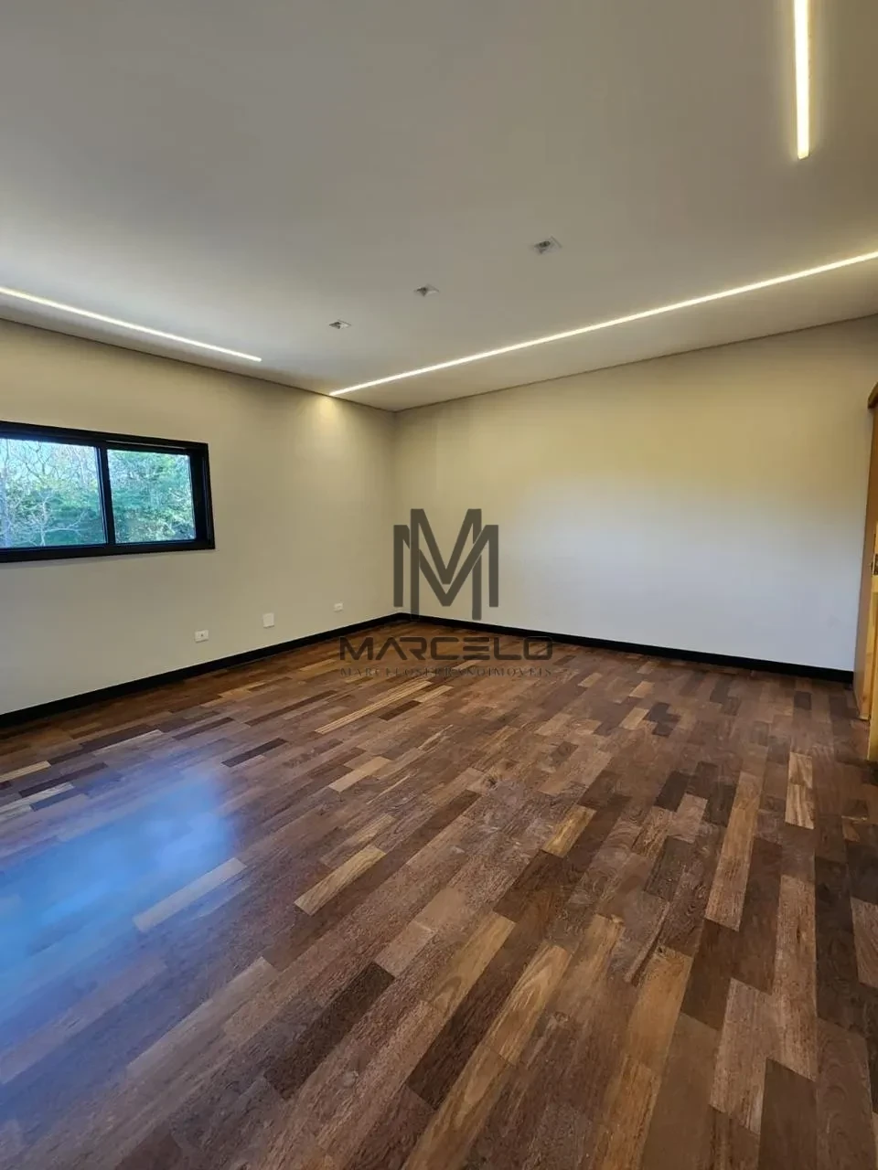 Imagens do imóveis Casa Em Condomínio À Venda Condomínio Royal Park Londrina