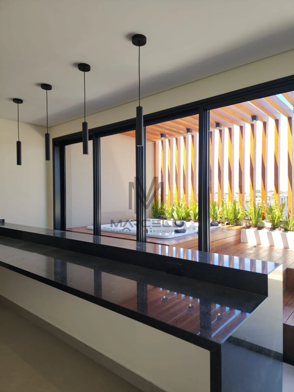 Imagens do imóveis Casa Em Condomínio À Venda Condomínio Parque Tauá Araçari Londrina