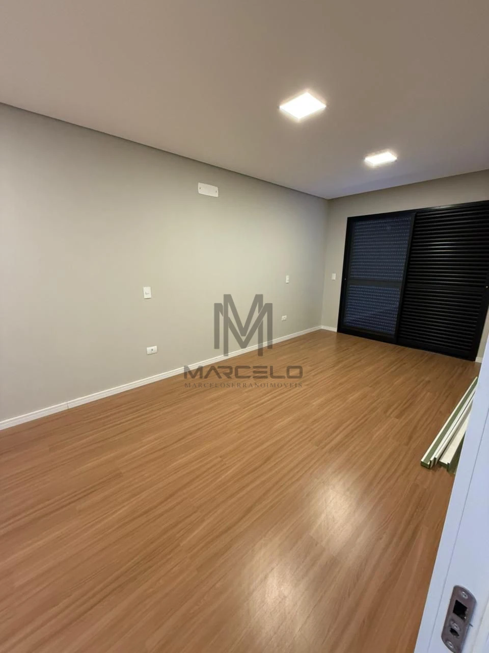 Imagens do imóveis Casa Em Condomínio Á Venda Condomínio Parque Taua Araçari Londrina