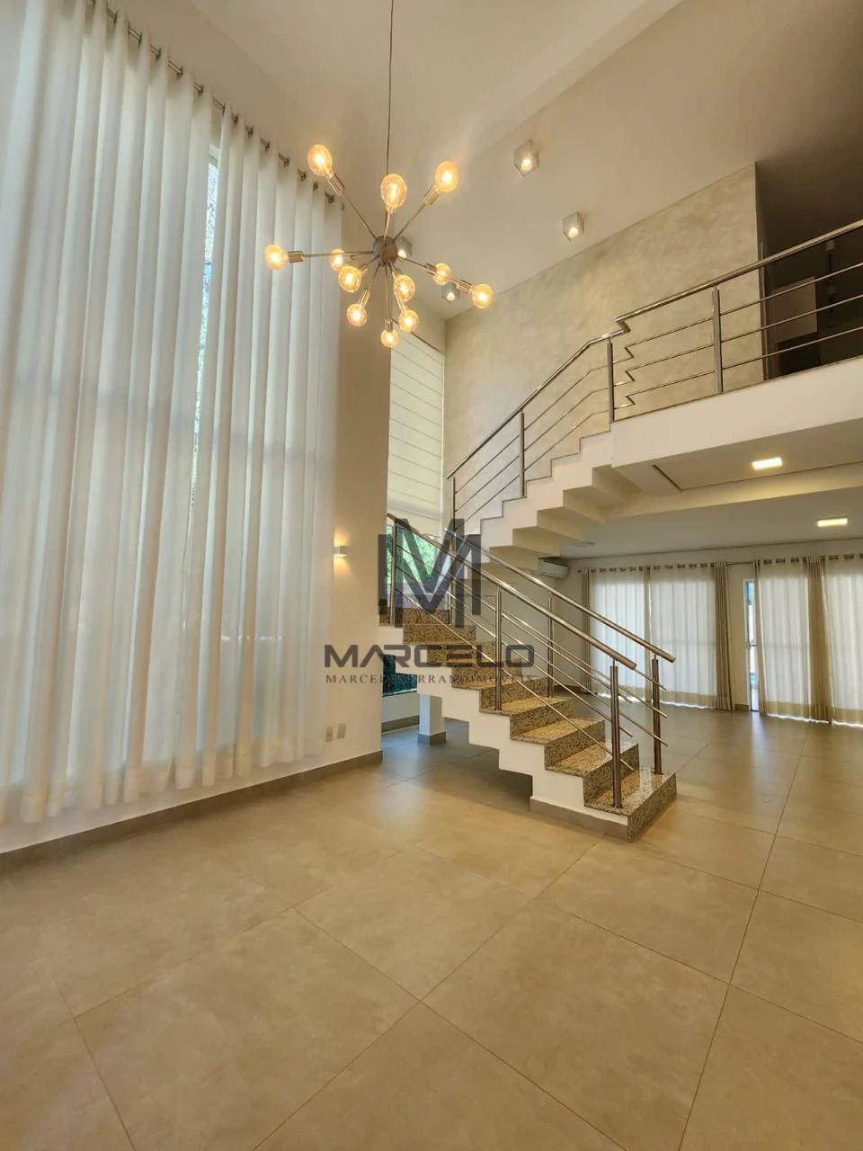 Imagens do imóveis Casa Em Condomínio À Venda Condomínio Royal Forest Londrina