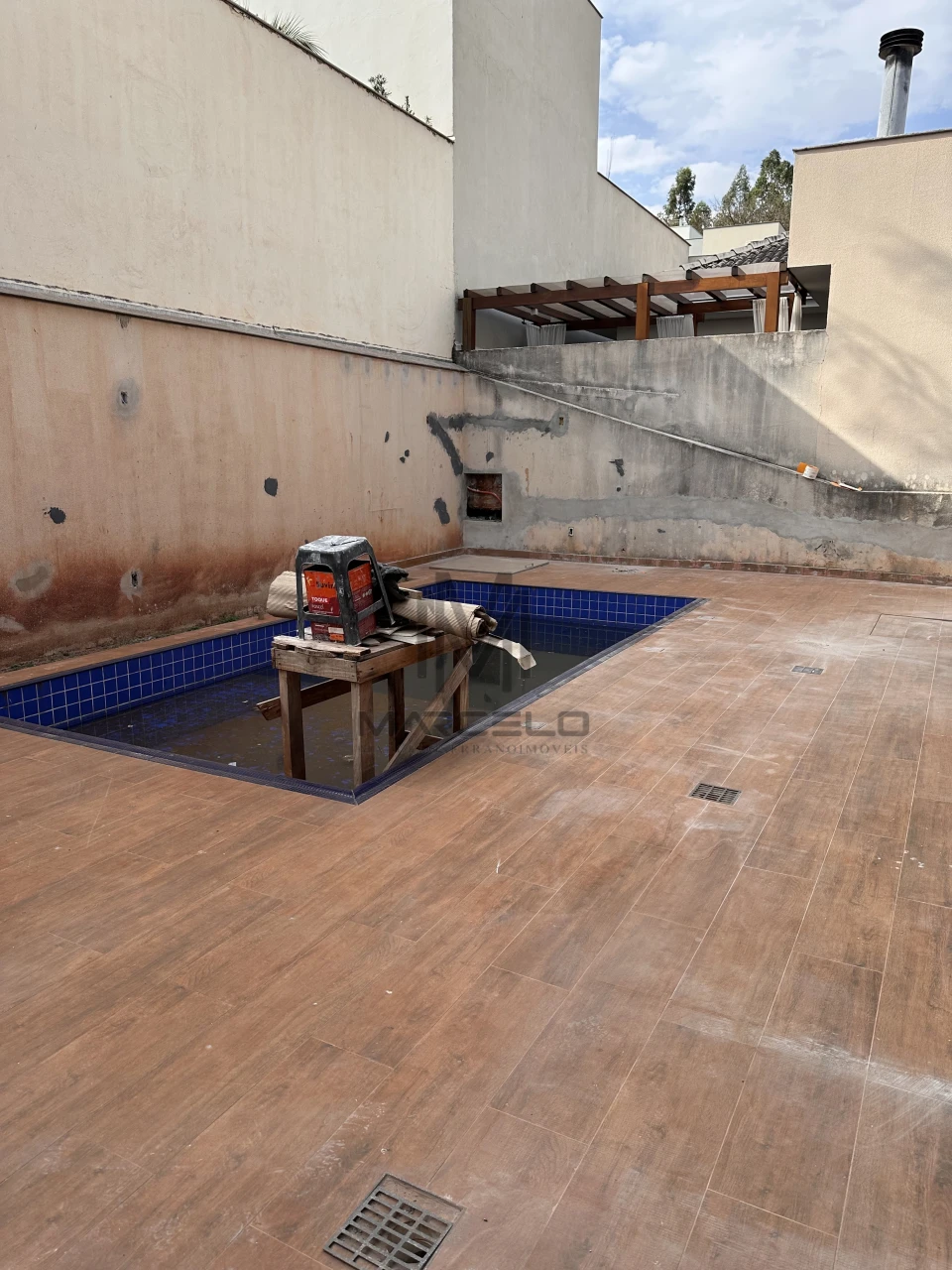 Imagens do imóveis Casa Em Condomínio Á Venda Condomínio Royal Forest Londrina