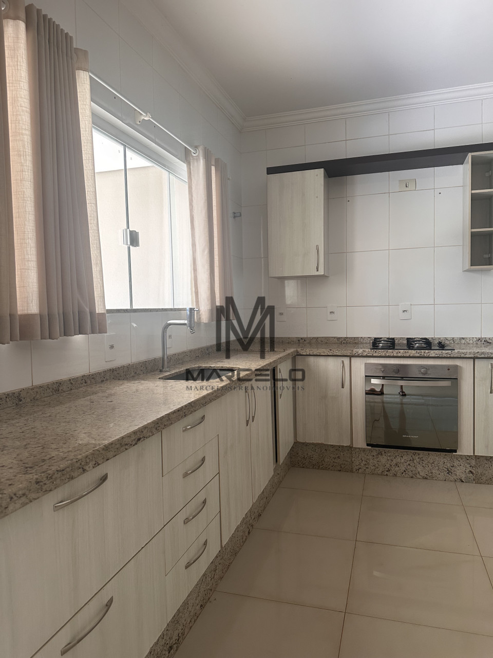 Imagens do imóveis Casa Em Condomínio Para Alugar Condomínio Royal Forest Londrina