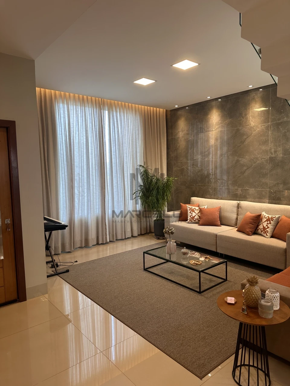Imagens do imóveis Casa Em Condomínio À Venda Condomínio Royal Forest Londrina
