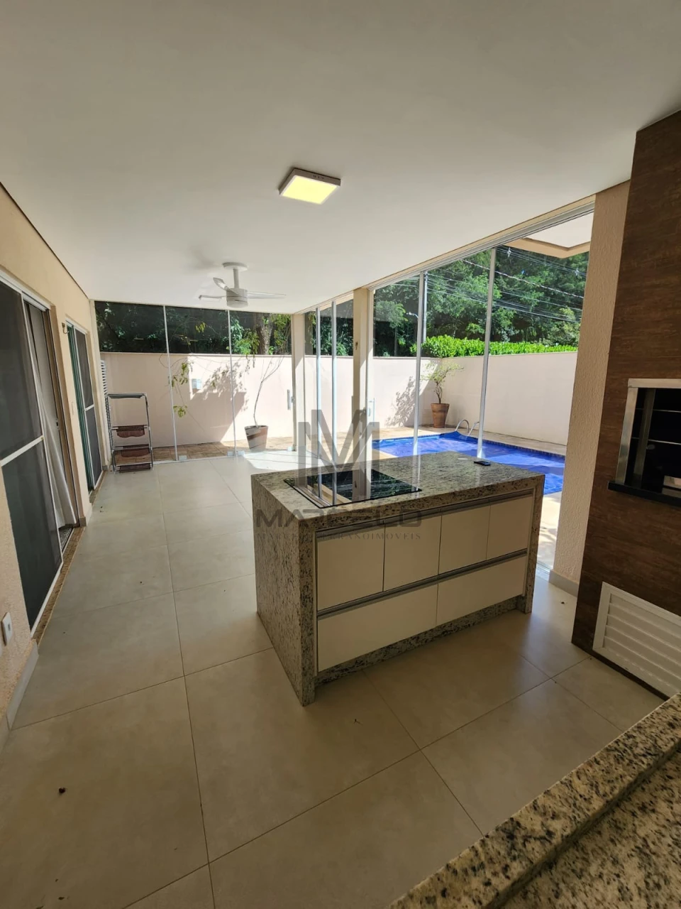 Imagens do imóveis Casa Em Condomínio À Venda Condomínio Royal Forest Londrina