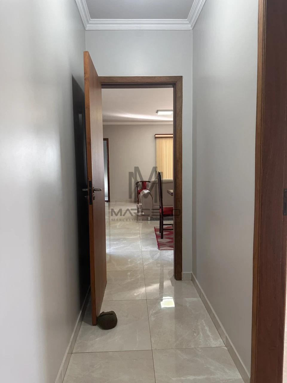 Imagens do imóveis Sobre comercial à venda com 485m2 útil.