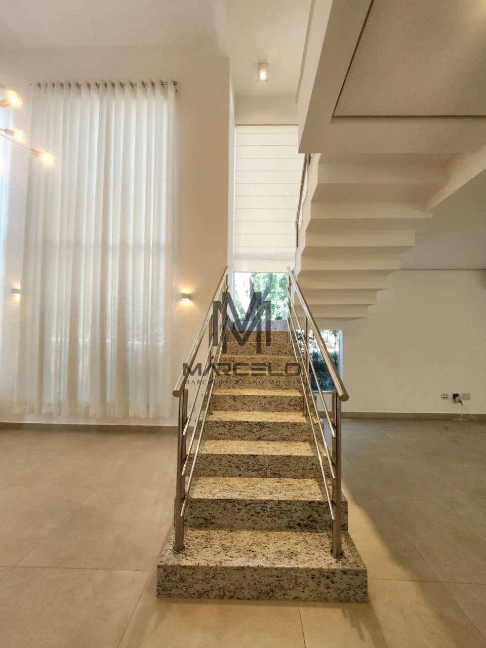 Imagens do imóveis Casa Em Condomínio À Venda Condomínio Royal Forest Londrina