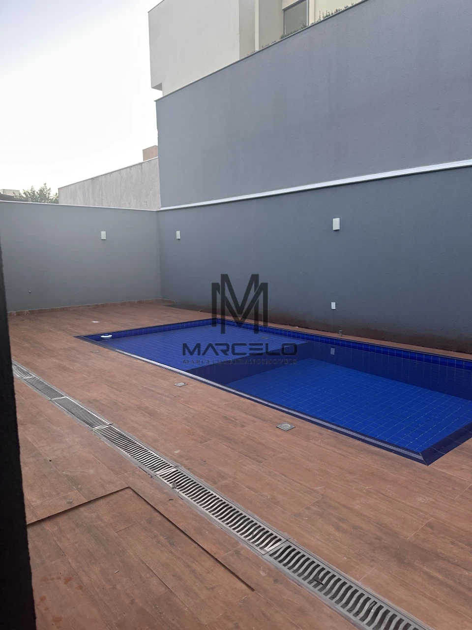 Imagens do imóveis Casa à Venda Condomínio Royal Forest