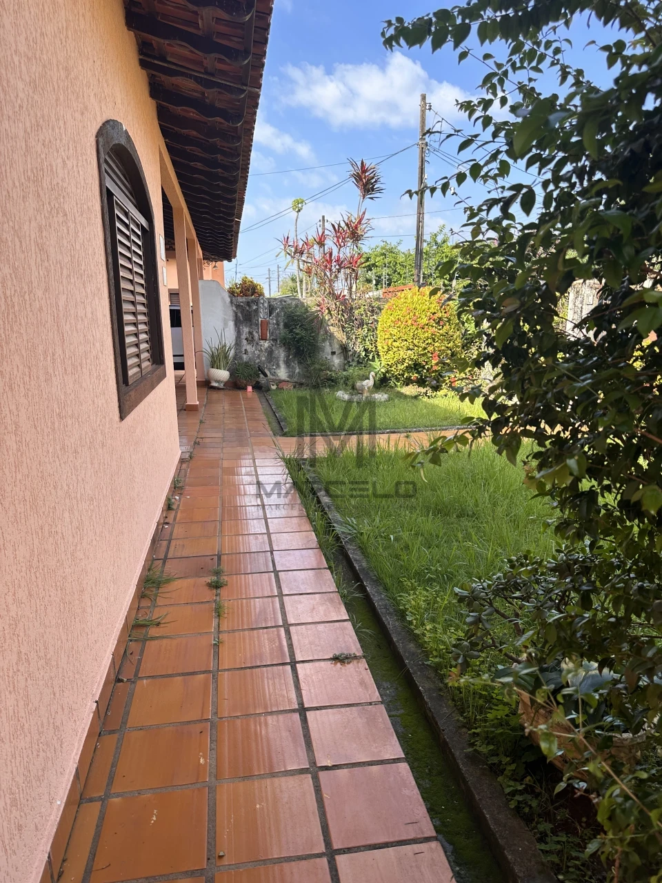 Imagens do imóveis Casa com 4 quartos à venda na Rua Chile, Centro, Londrina
