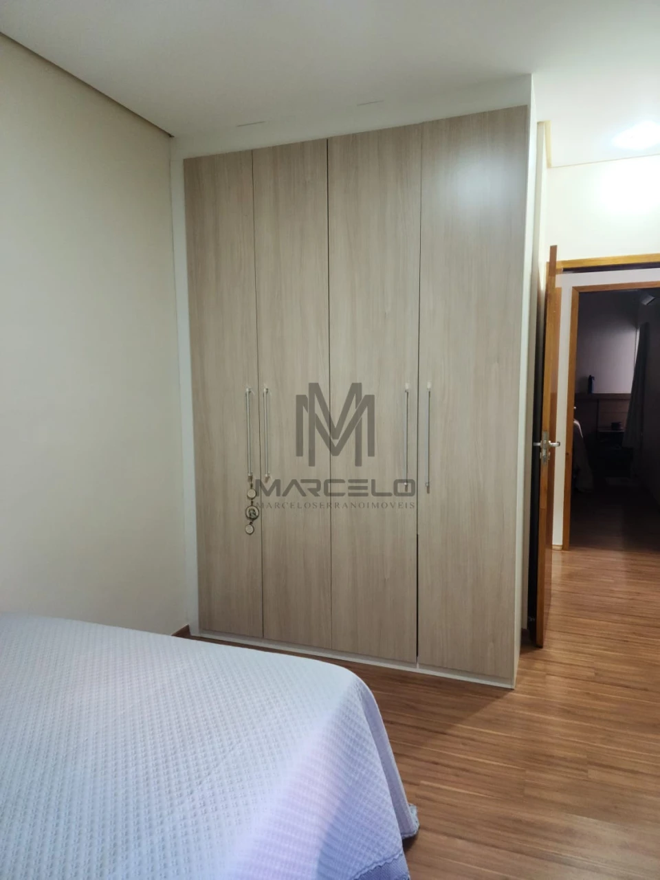 Imagens do imóveis Casa Em Condomínio À Venda Condominio Golden Hill Residence Londrina