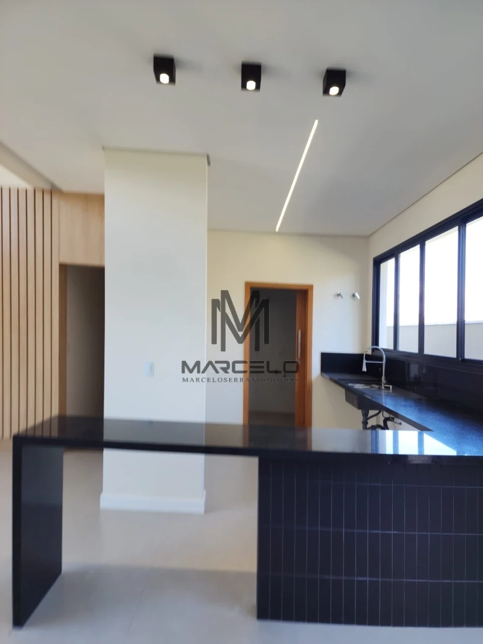 Imagens do imóveis Casa Em Condomínio À Venda Condomínio Parque Tauá Araçari Londrina