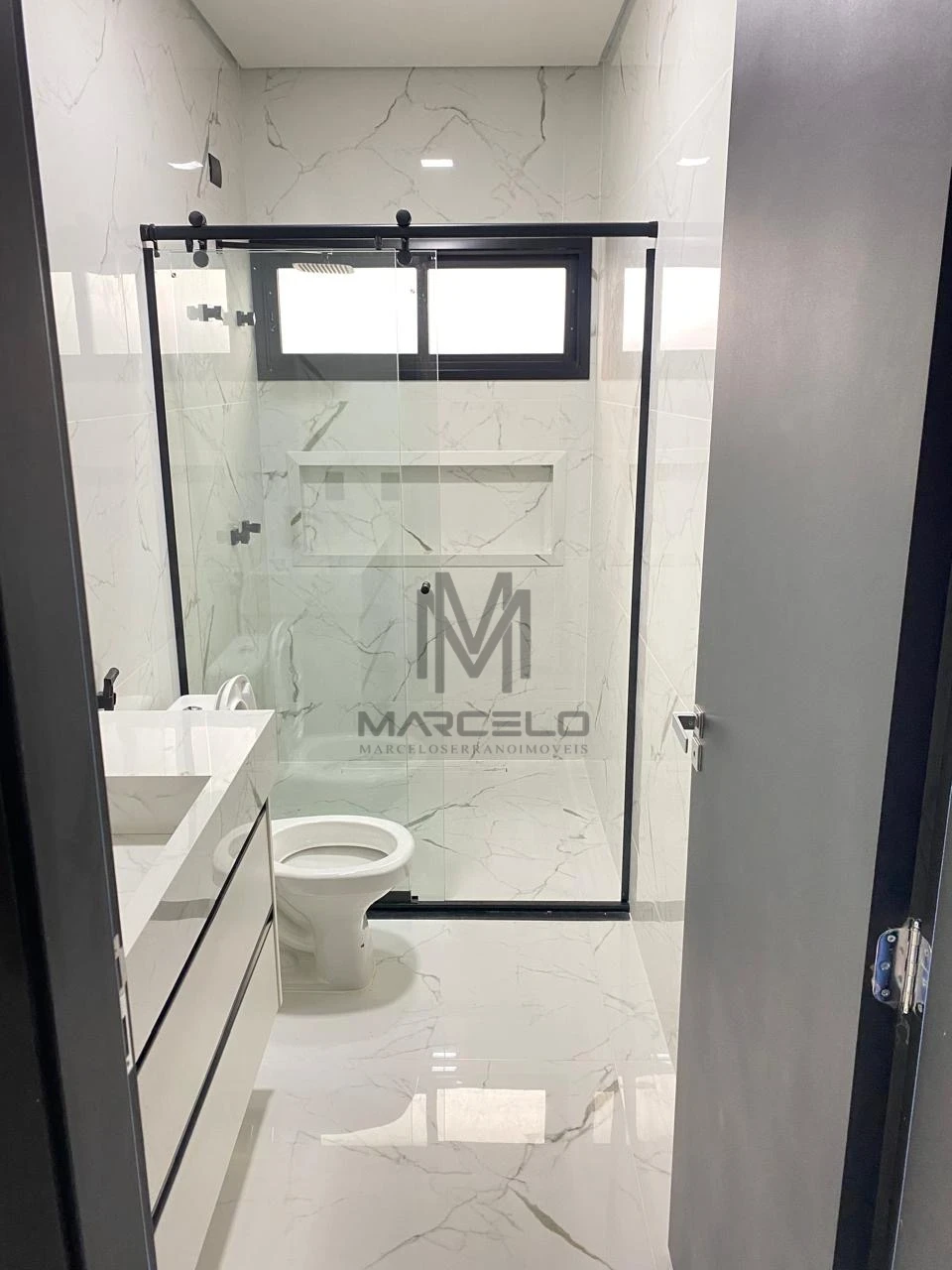 Imagens do imóveis Casa Em Condomínio À Venda Condomínio Bella Vitta Londrina