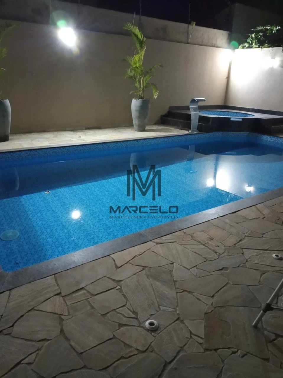 Imagens do imóveis Casa a venda de alto padrão
