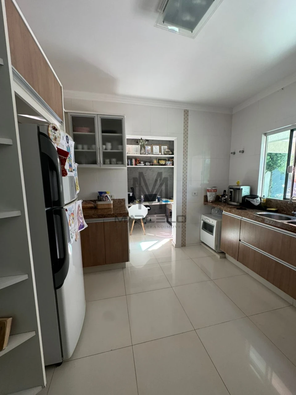 Imagens do imóveis Casa Em Condomínio Para Alugar Condomínio Sun Lake Londrina