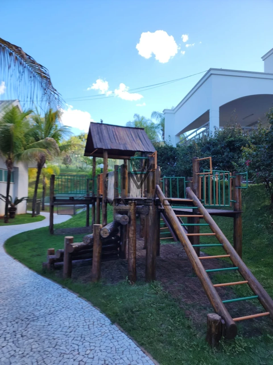 Imagens do imóveis Casa Em Condomínio À Venda Condominio Golden Hill Residence Londrina
