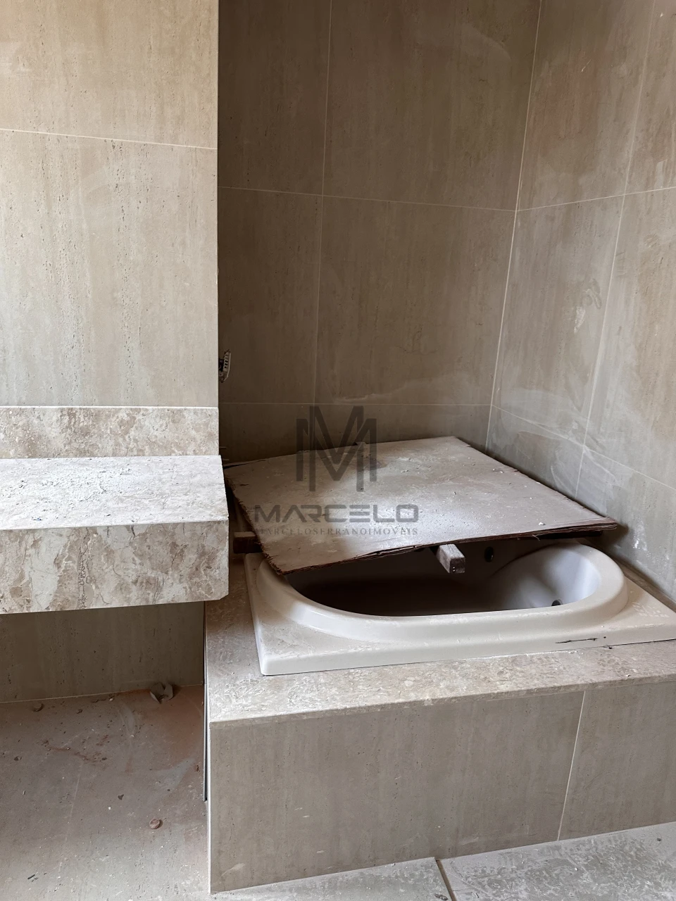 Imagens do imóveis Casa Em Condomínio Á Venda Condomínio Royal Forest Londrina