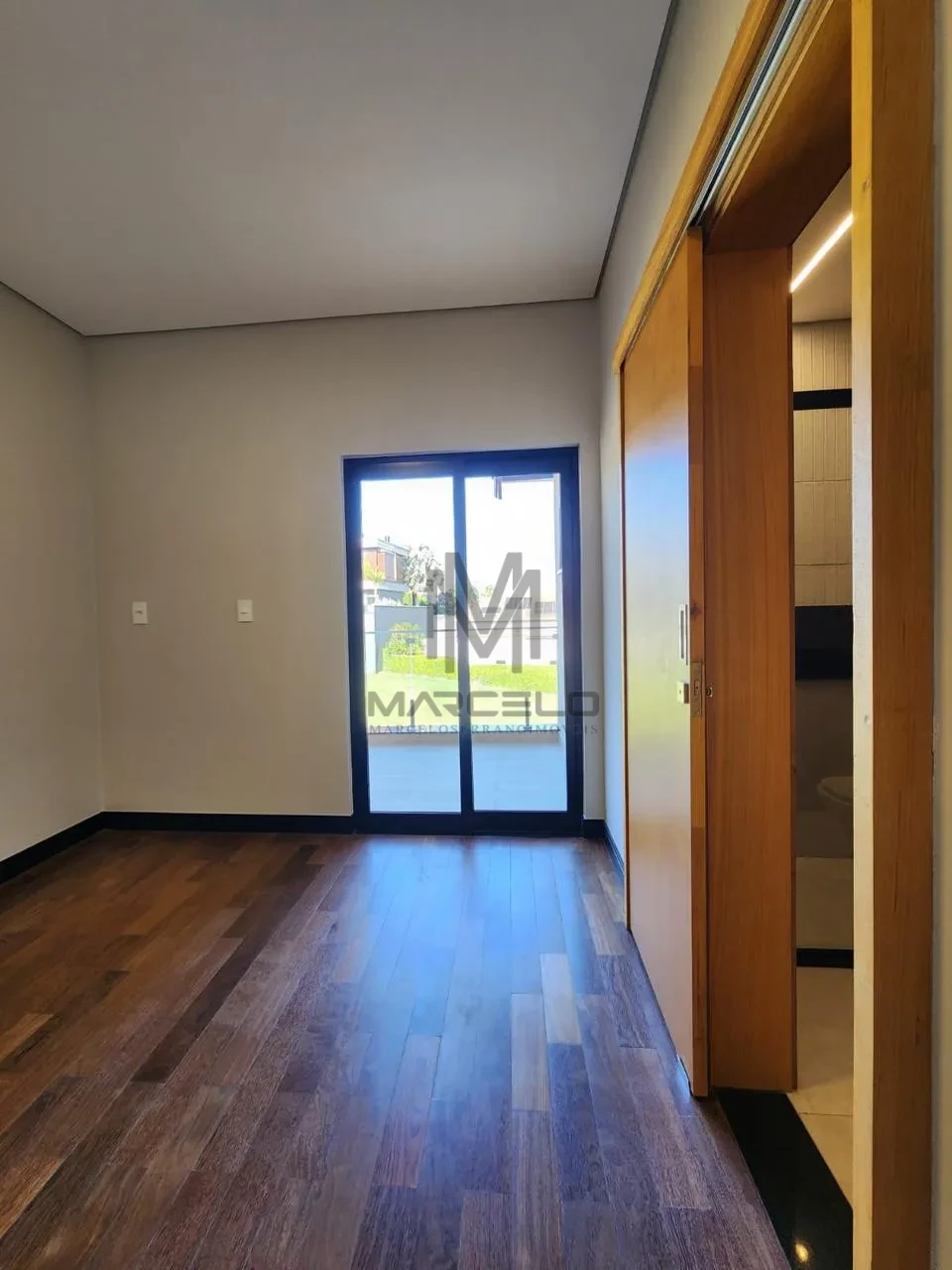 Imagens do imóveis Casa Em Condomínio À Venda Condomínio Royal Park Londrina