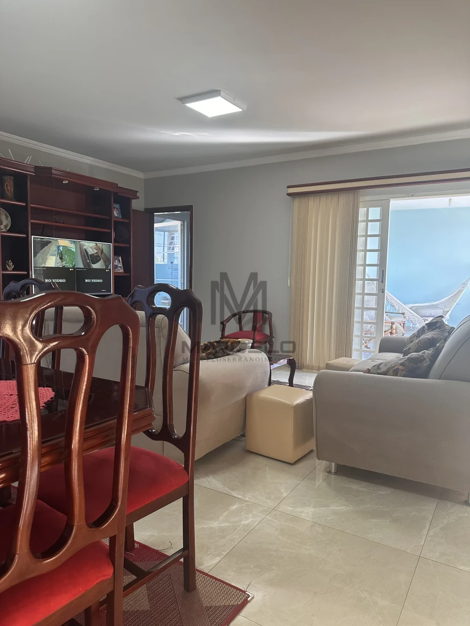 Imagens do imóveis Sobre comercial à venda com 485m2 útil.
