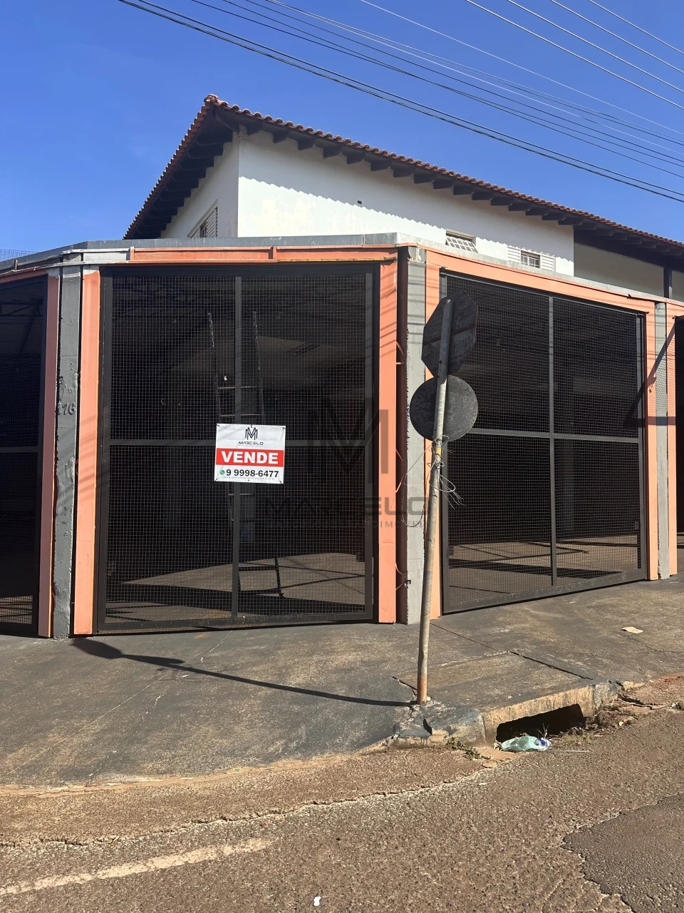 Imagens do imóveis Sobre comercial à venda com 485m2 útil.