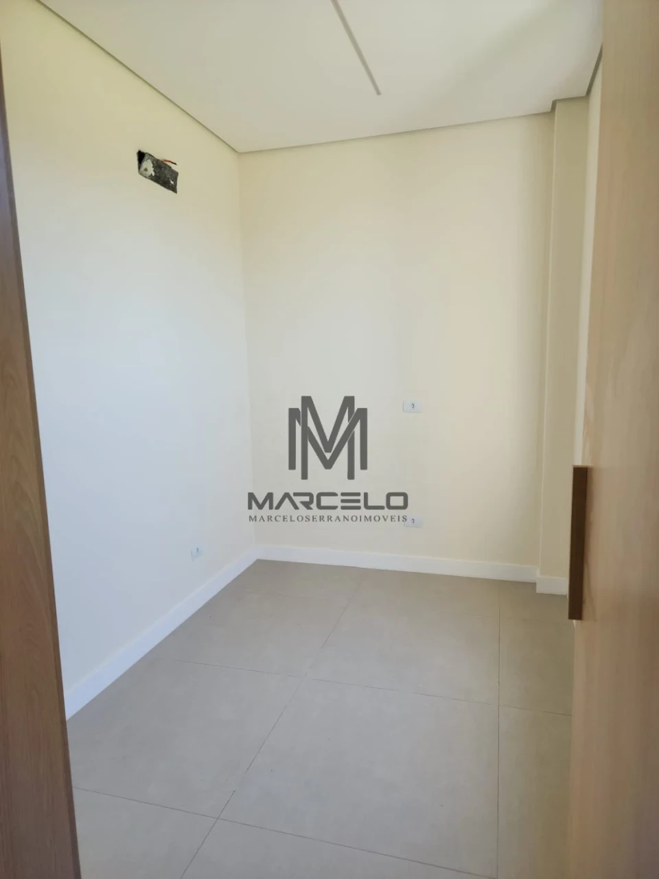 Imagens do imóveis Casa Em Condomínio À Venda Condomínio Parque Tauá Araçari Londrina