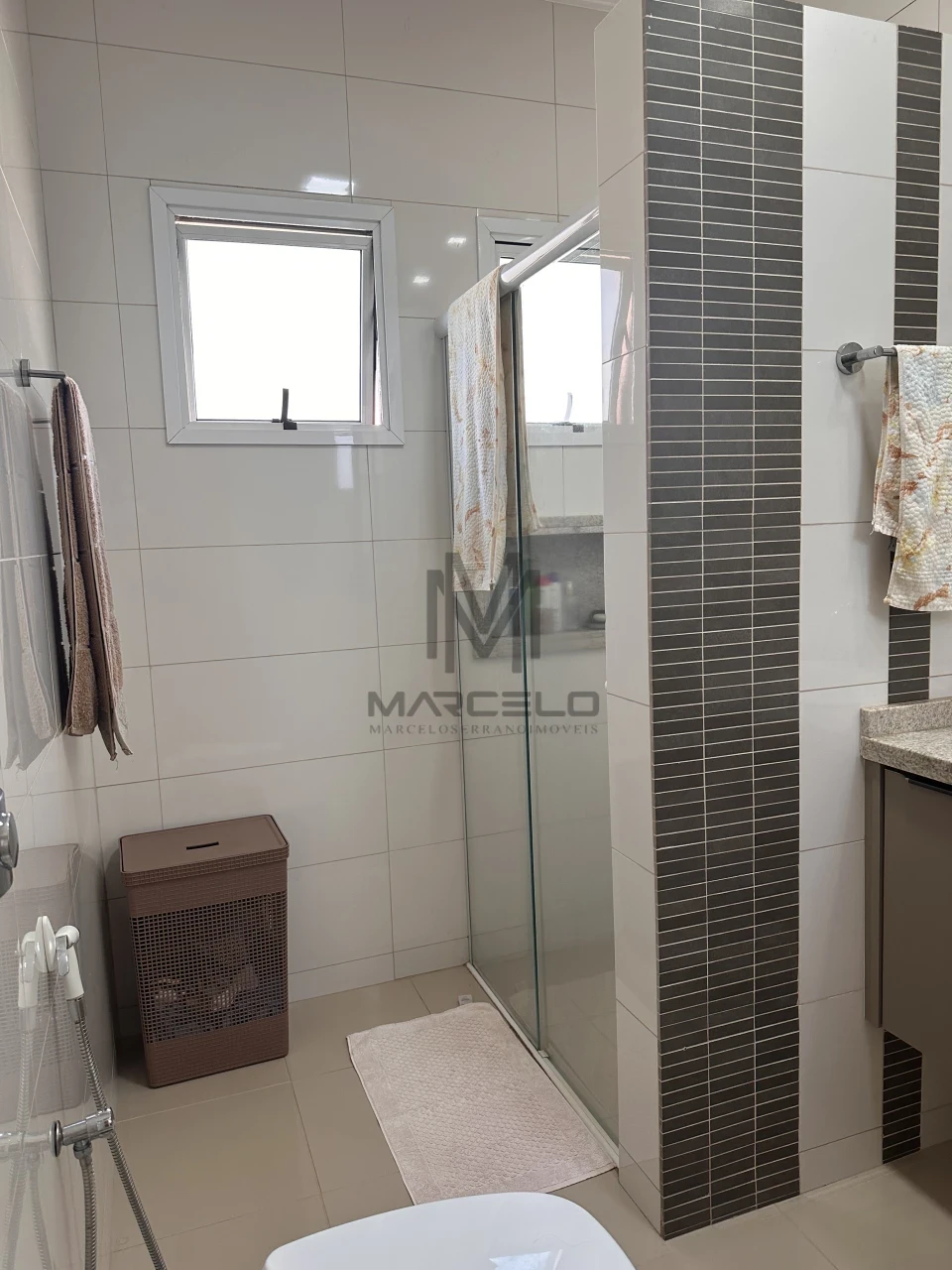 Imagens do imóveis Casa Em Condomínio À Venda Condomínio Royal Forest Londrina