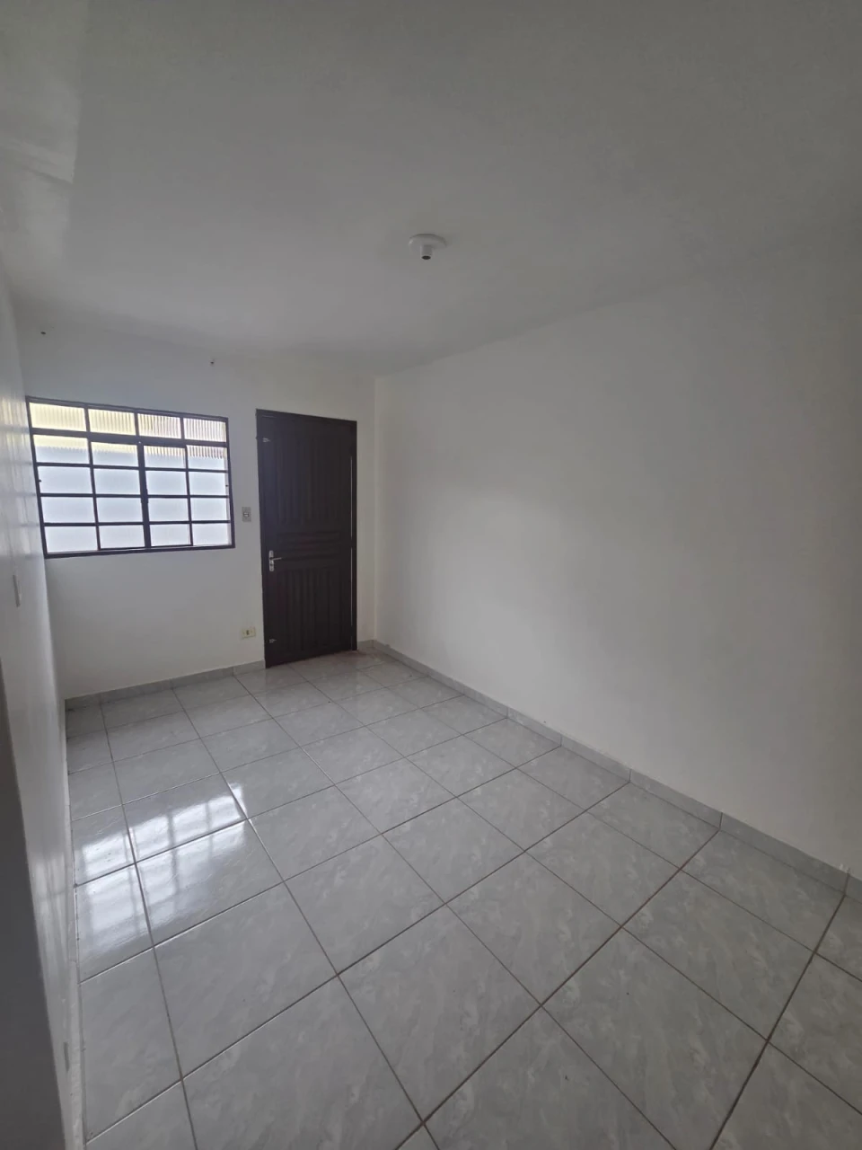 Imagens do imóveis CASA DE FUNDO JARDIM PRIMAVERA
