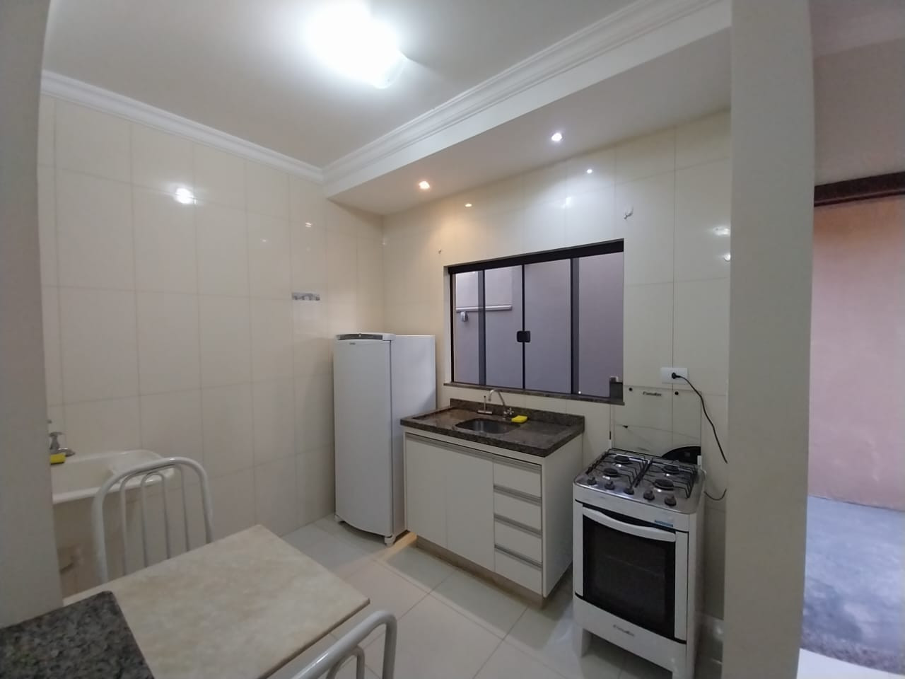 Imagens do imóveis KIT NET MOBILIADA