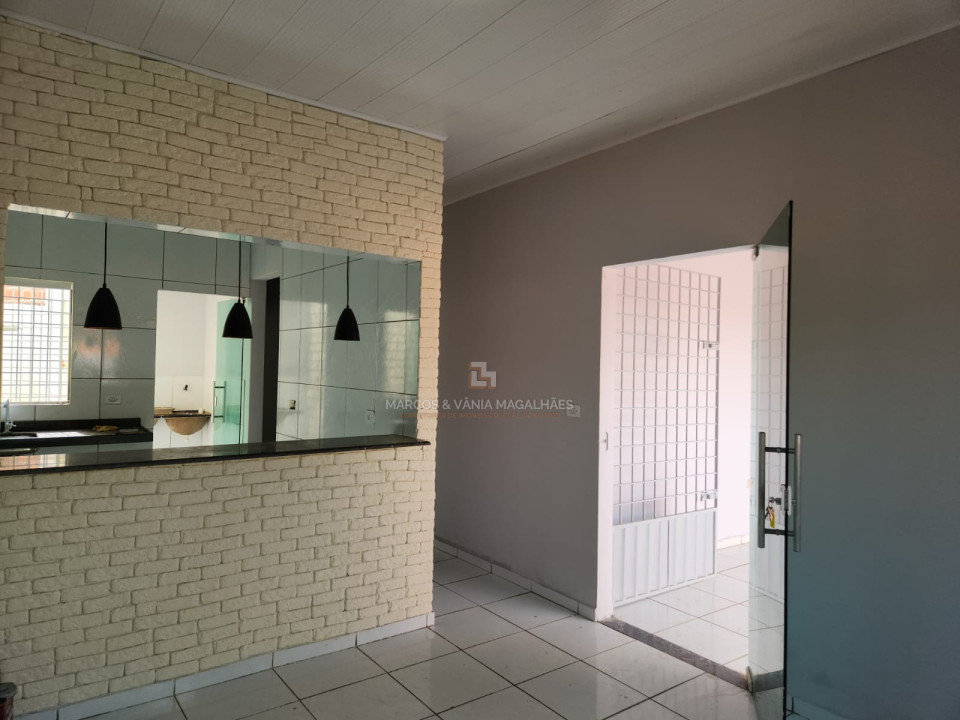 Imagens do imóveis Casa com 3/4 sendo um suite, garagem, sala, cozinha, área de serviço