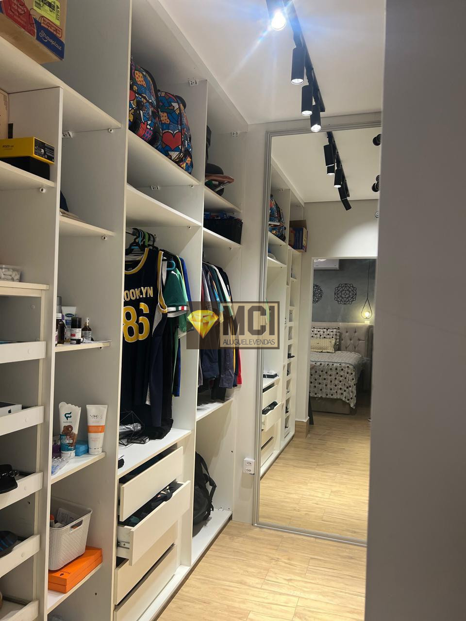 Imagens do imóveis CASA SOBRADO REAL PARK