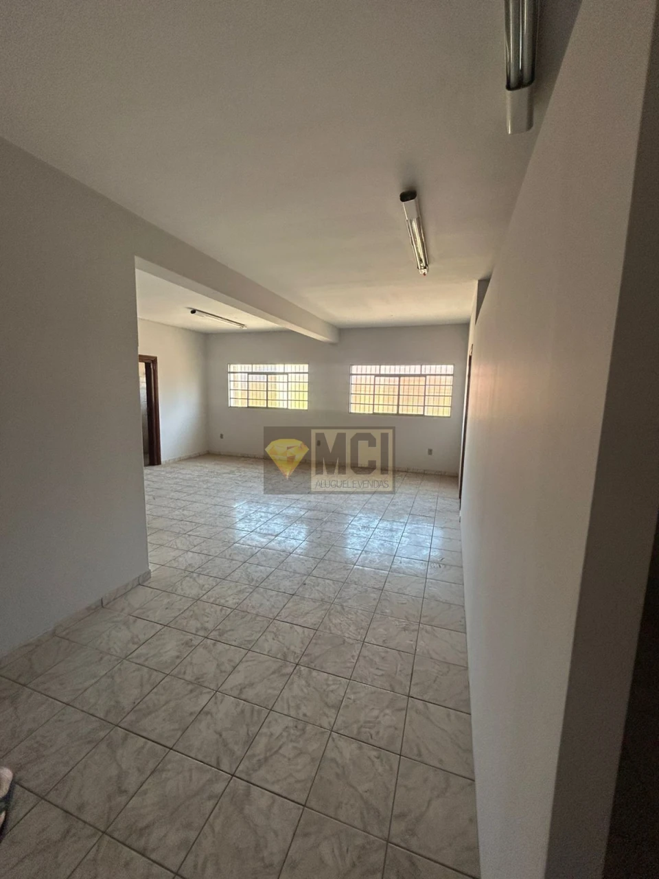 Imagens do imóveis Comercial Para Alugar Salao Comercial Vila Real Hortolândia