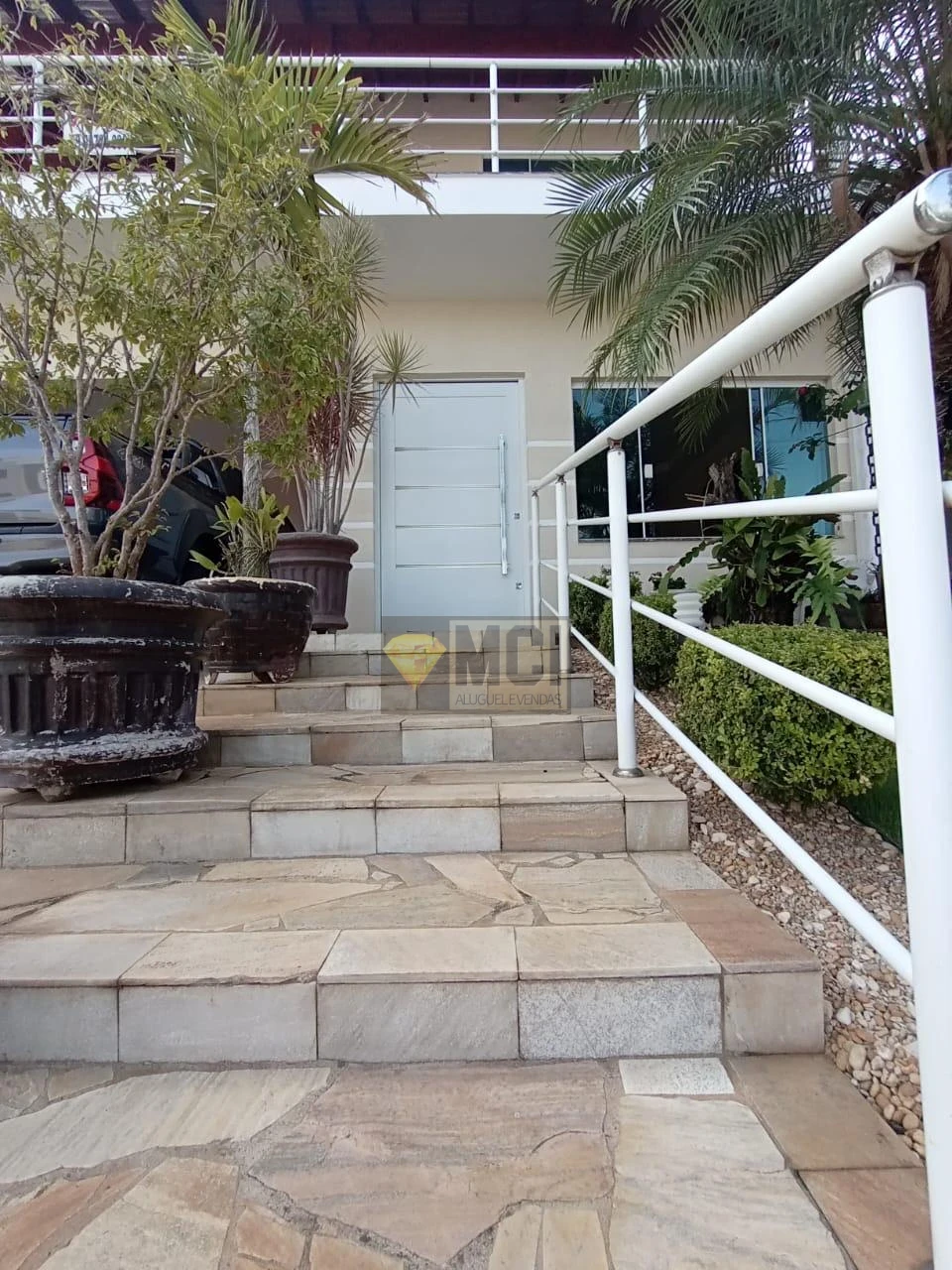 Imagens do imóveis CASA REAL PARK LOCAÇÃO E VENDA