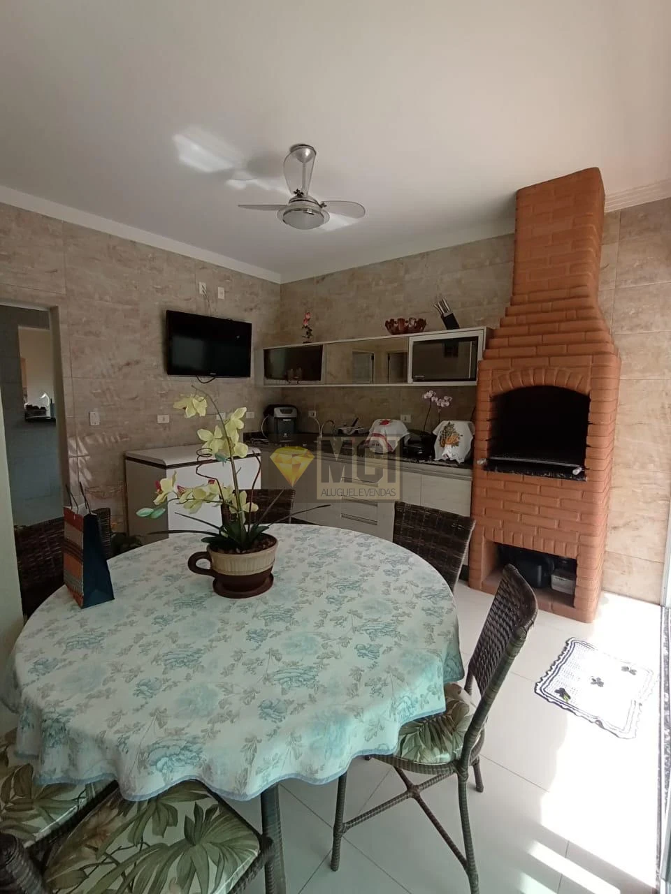 Imagens do imóveis CASA REAL PARK LOCAÇÃO E VENDA