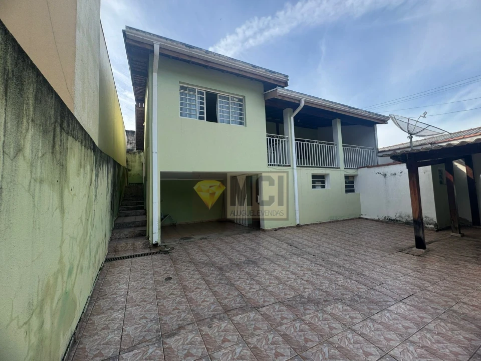 Imagens do imóveis CASA 4 DORMITORIOS A VENDA- CAMPINAS