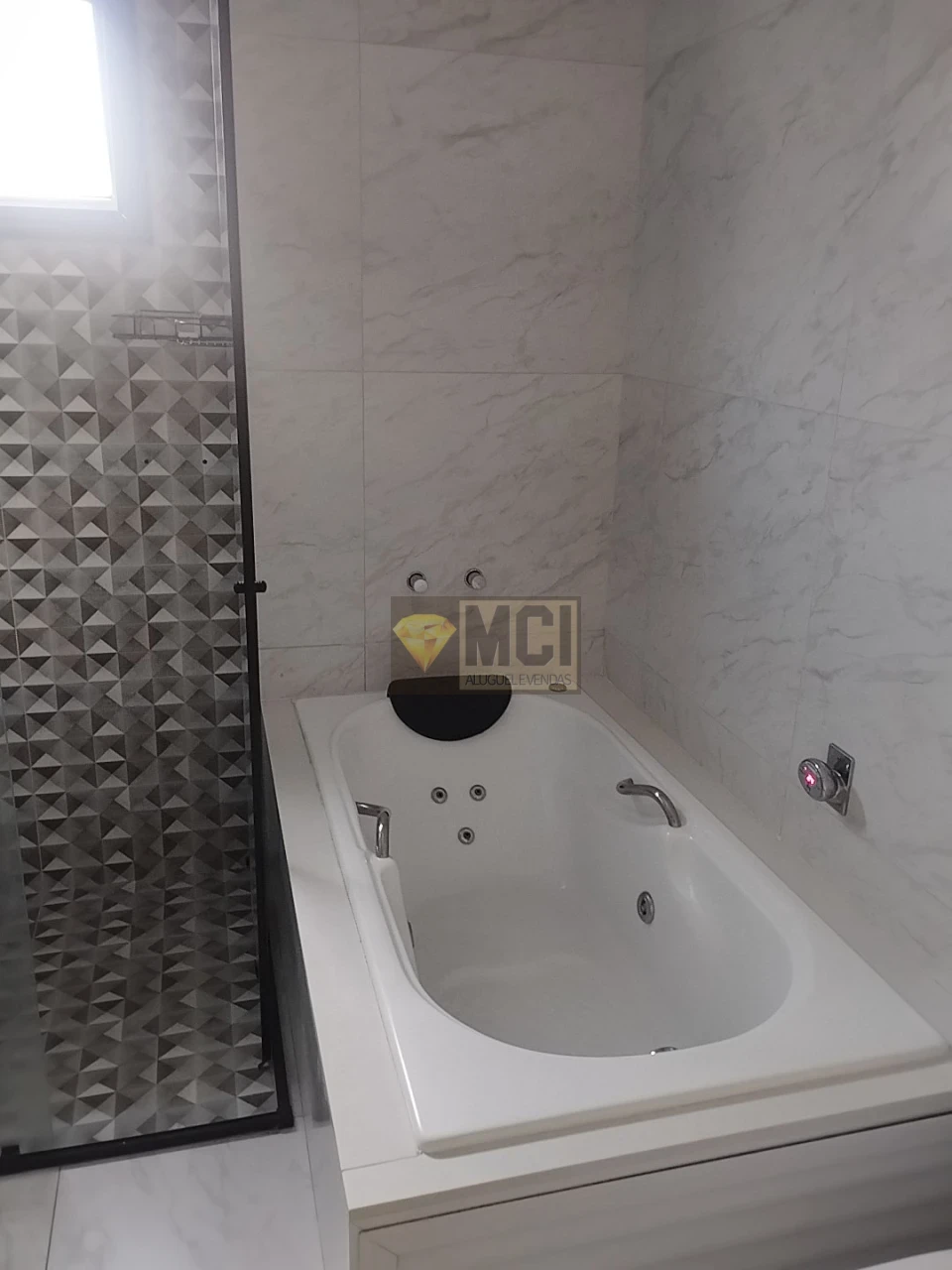 Imagens do imóveis CASA MONTERREY - MONTE MOR