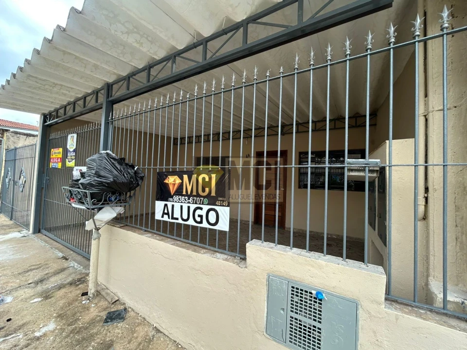 Imagens do imóveis CASA TERREA NO BAIRRO SAO PEDRO