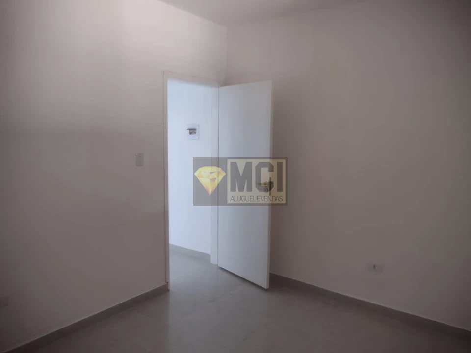 Imagens do imóveis CASA PARA LOCAÇÂO 1 DORMITORIO JD EVEREST