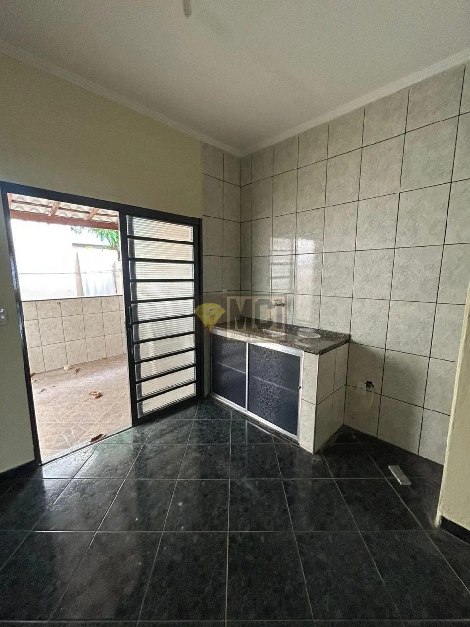 Imagens do imóveis CASA TERREA NO BAIRRO SAO PEDRO