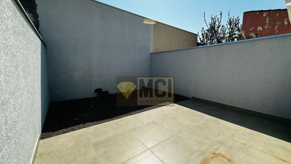 Imagens do imóveis CASA COM 2 DORMITORIOS COM SUITE