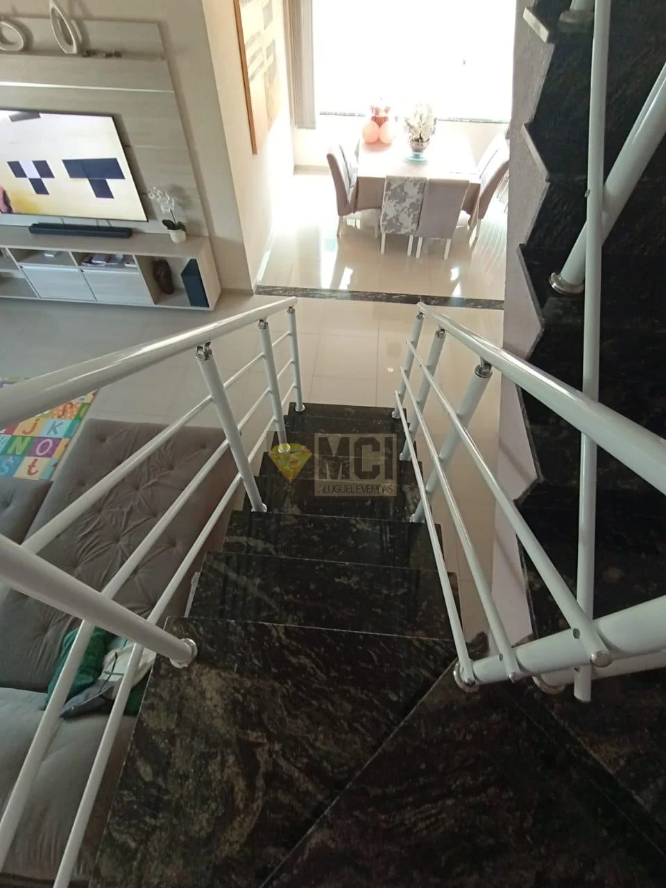 Imagens do imóveis CASA REAL PARK LOCAÇÃO E VENDA