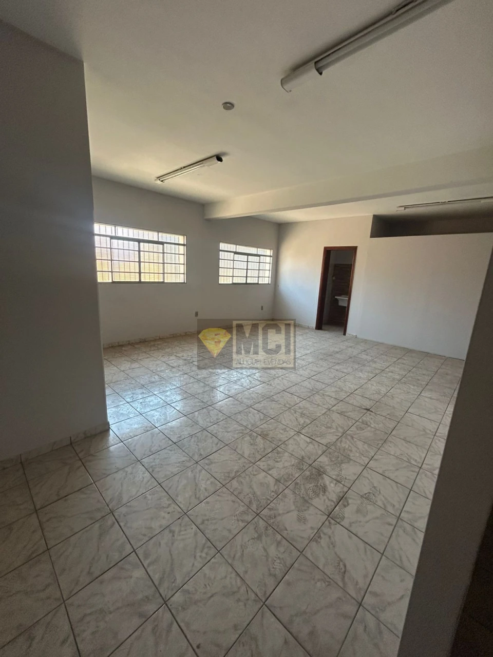 Imagens do imóveis Comercial Para Alugar Salao Comercial Vila Real Hortolândia