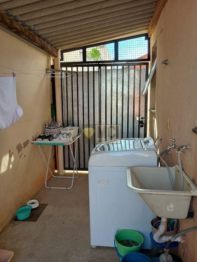 Imagens do imóveis CASA A VENDA EM PAULINIA