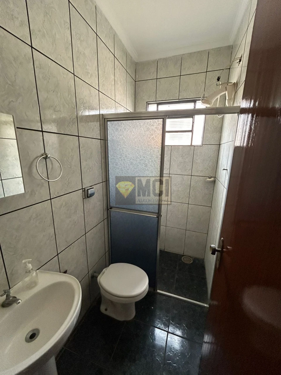 Imagens do imóveis CASA TERREA NO BAIRRO SAO PEDRO