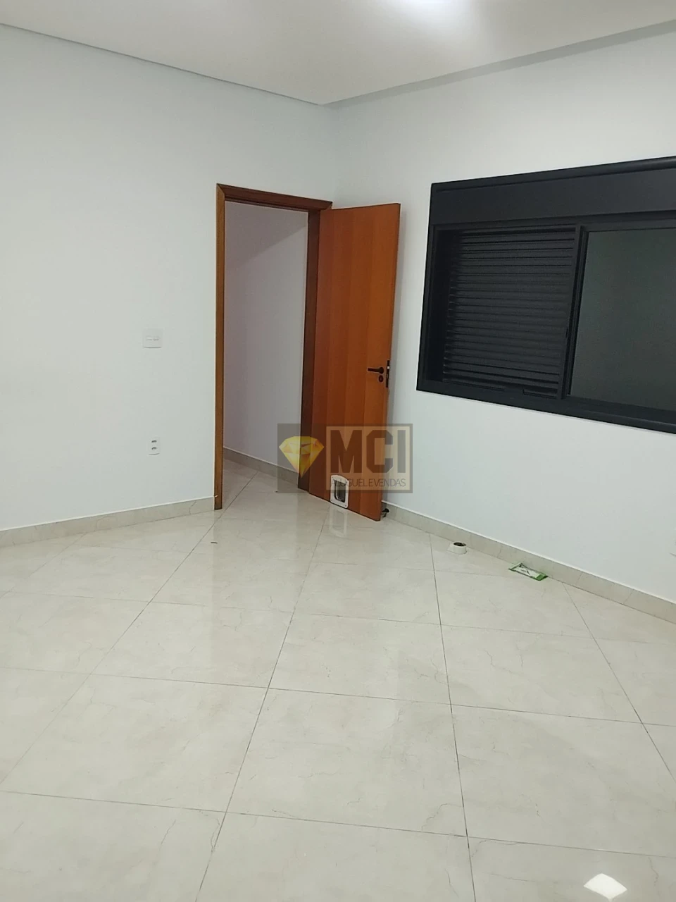 Imagens do imóveis CASA MONTERREY - MONTE MOR