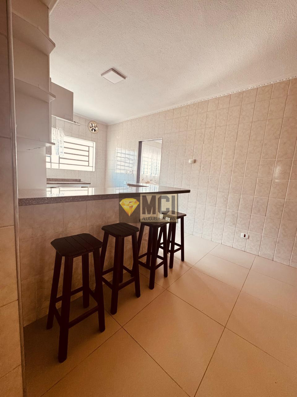 Imagens do imóveis CASA DE 2 DORMITÓRIOS - VILA REAL