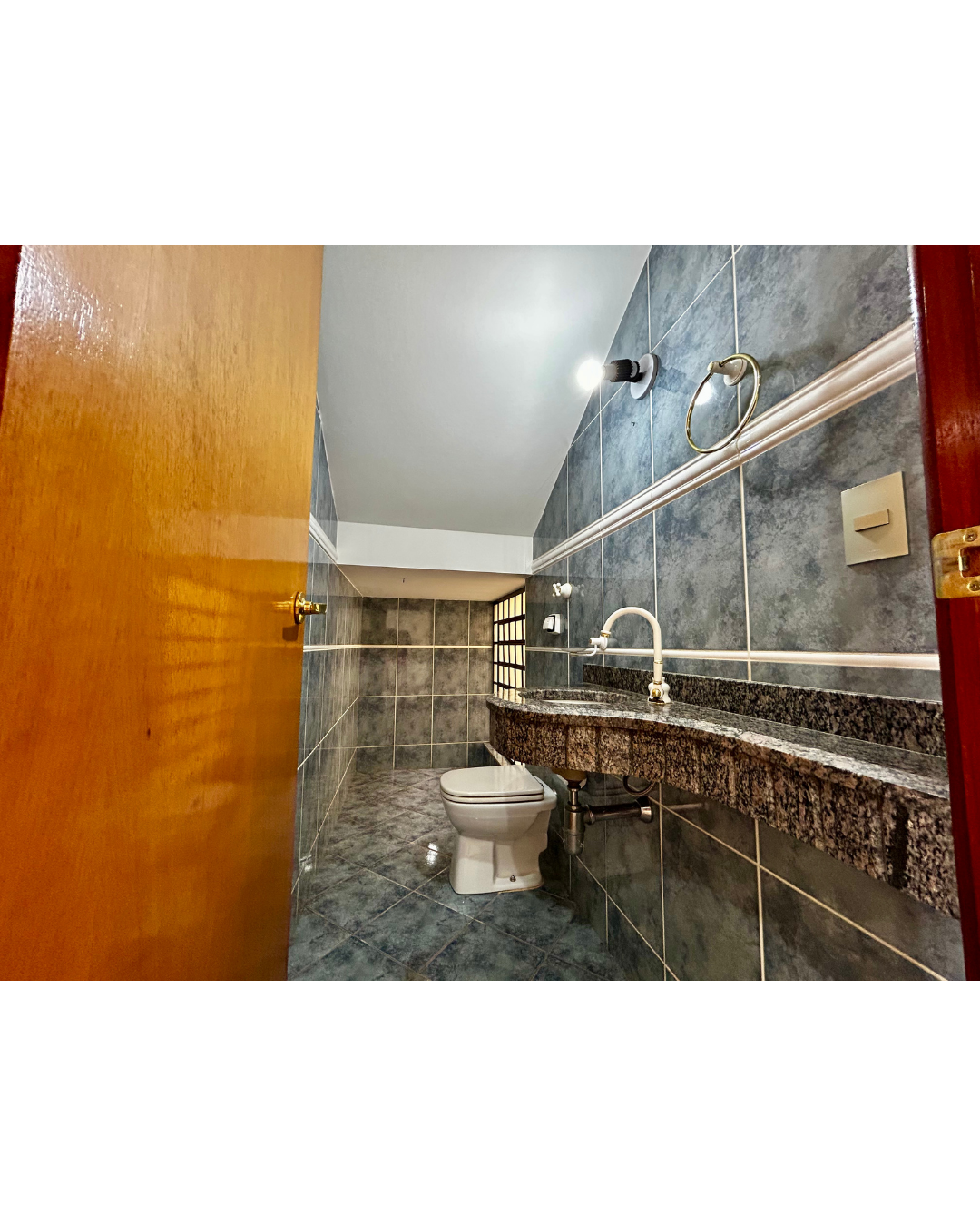 Imagens do imóveis Casa com 4 dormitórios à venda, 330 m² por R$ 1.550.000,00 - Próximo ao Lago - Monções - Londrina/PR