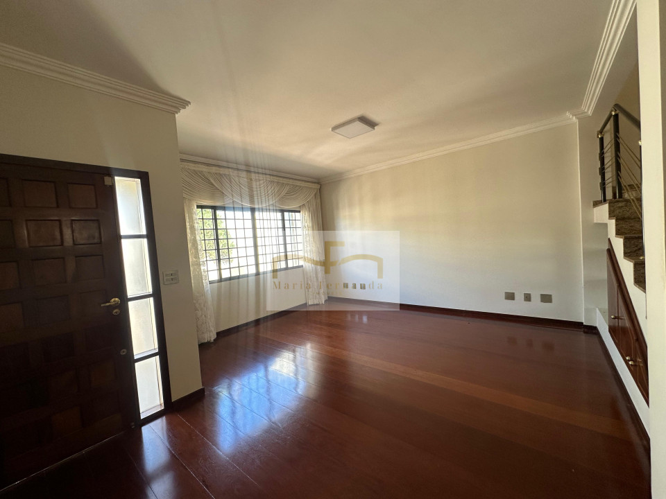 CASA - SOBRADO - PRÓXIMA AO LAGO Imagens do imóveis CASA - SOBRADO - PRÓXIMA AO LAGO