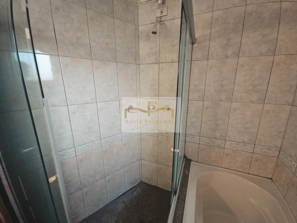 Imagens do imóveis APARTAMENTO com 3 dormitórios para alugar, 166m² por R$ 4.900,00 - Condomínio Victoria Lake - Londrina