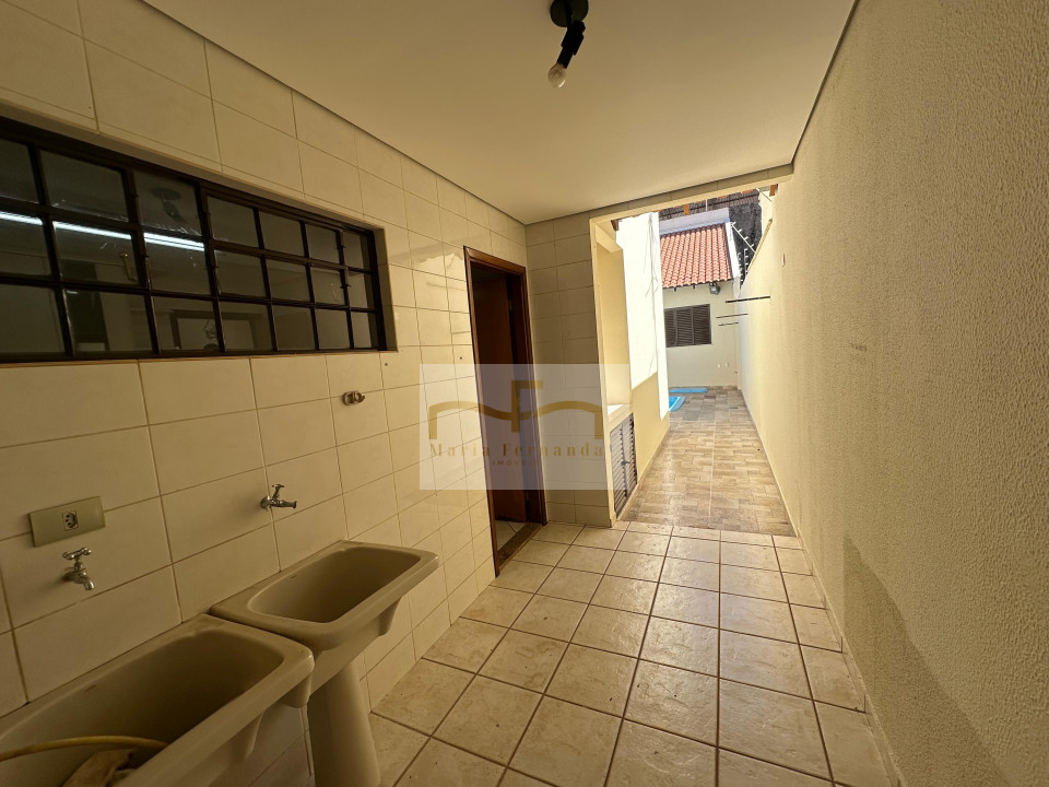 CASA - SOBRADO - PRÓXIMA AO LAGO Imagens do imóveis CASA - SOBRADO - PRÓXIMA AO LAGO